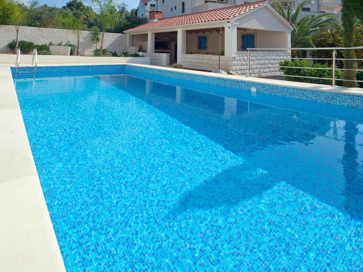 Apartment Villa 2 Pools-2 By Interhome Sutivan Luaran gambar